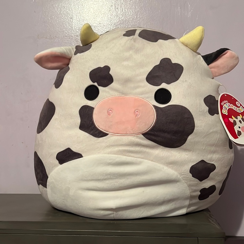 COPY - Colin the cow squishmallow